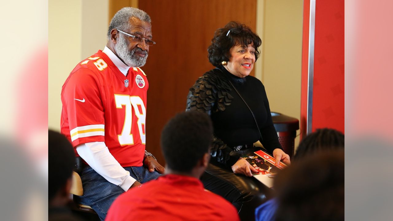 How the Kansas City Chiefs were pioneers in recruiting Black