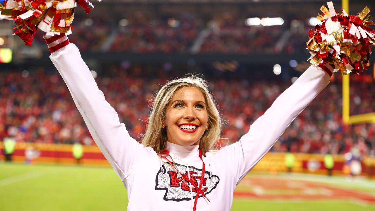 Photos: Chiefs Cheerleaders from Week 8 vs. New York Giants