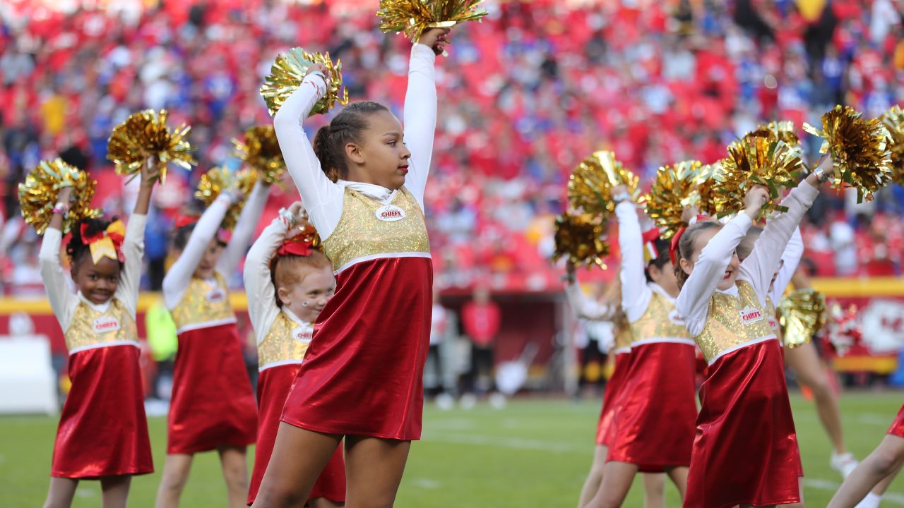 Such a fun experience for these Jr Chiefs Cheerleaders! #chiefs #chief