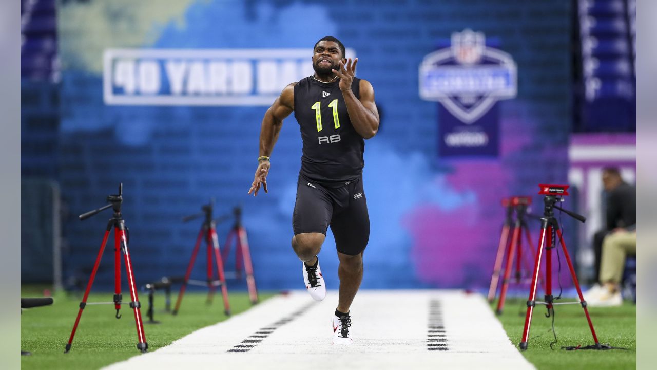 2020 NFL Draft: Kansas City Chiefs Select Clyde Edwards-Helaire 32nd Overall  - And The Valley Shook