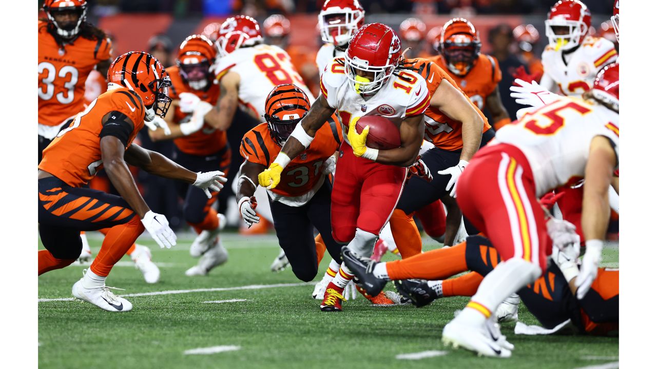 Week 13 NFL: Previewing the Kansas City Chiefs at Cincinnati Bengals  matchup - VSiN Exclusive News - News