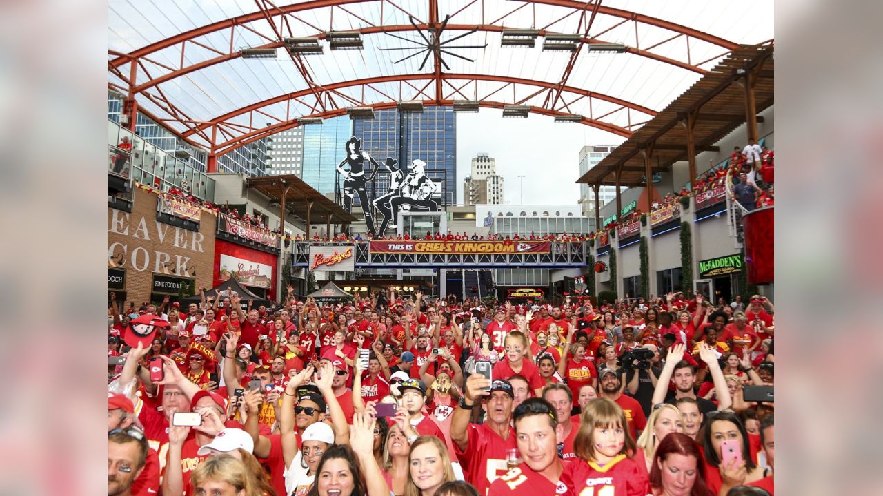 How Chiefs fans at Power & Light in KC celebrated the AFC Championship win  vs. Bengals