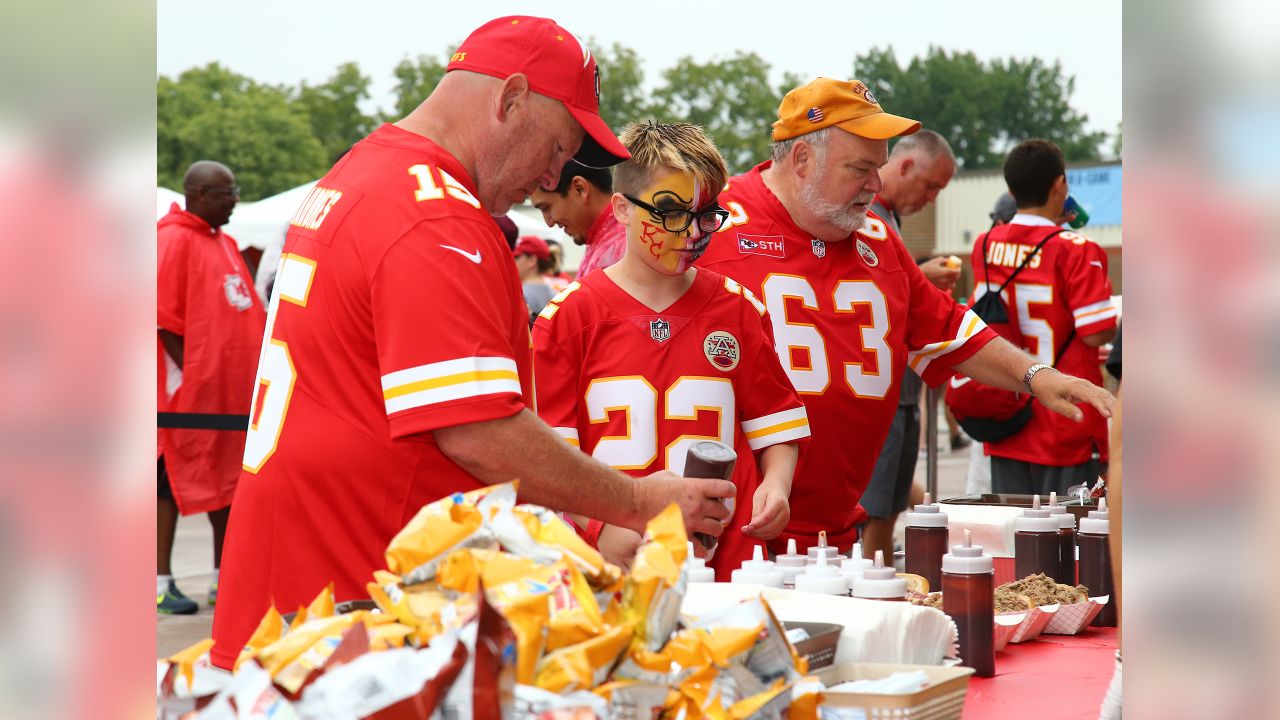 Chiefs take special care of 'season-ticket members'