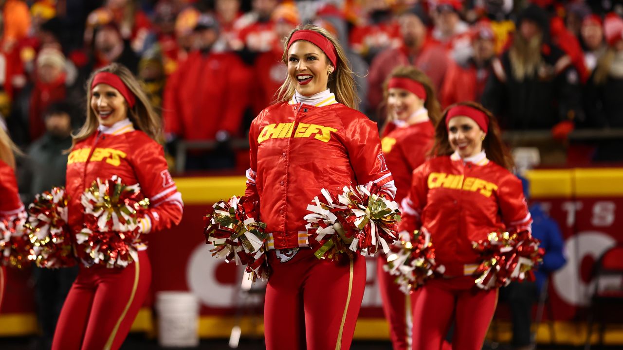 Photos: Chiefs Cheerleaders from Wild Card Round vs. Pittsburgh