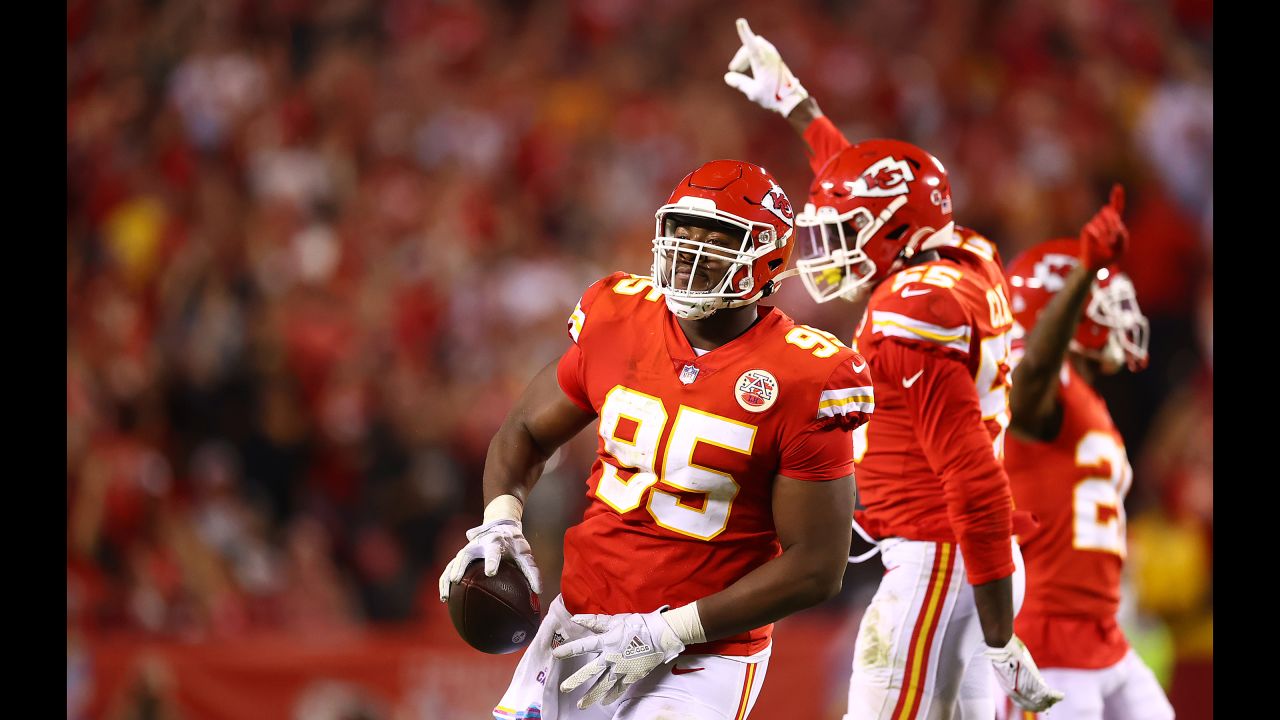 Las Vegas Raiders vs. Kansas City Chiefs. NFL Game. American Football  League match. Silhouette of professional player celebrate touch down.  Screen in Stock Photo - Alamy