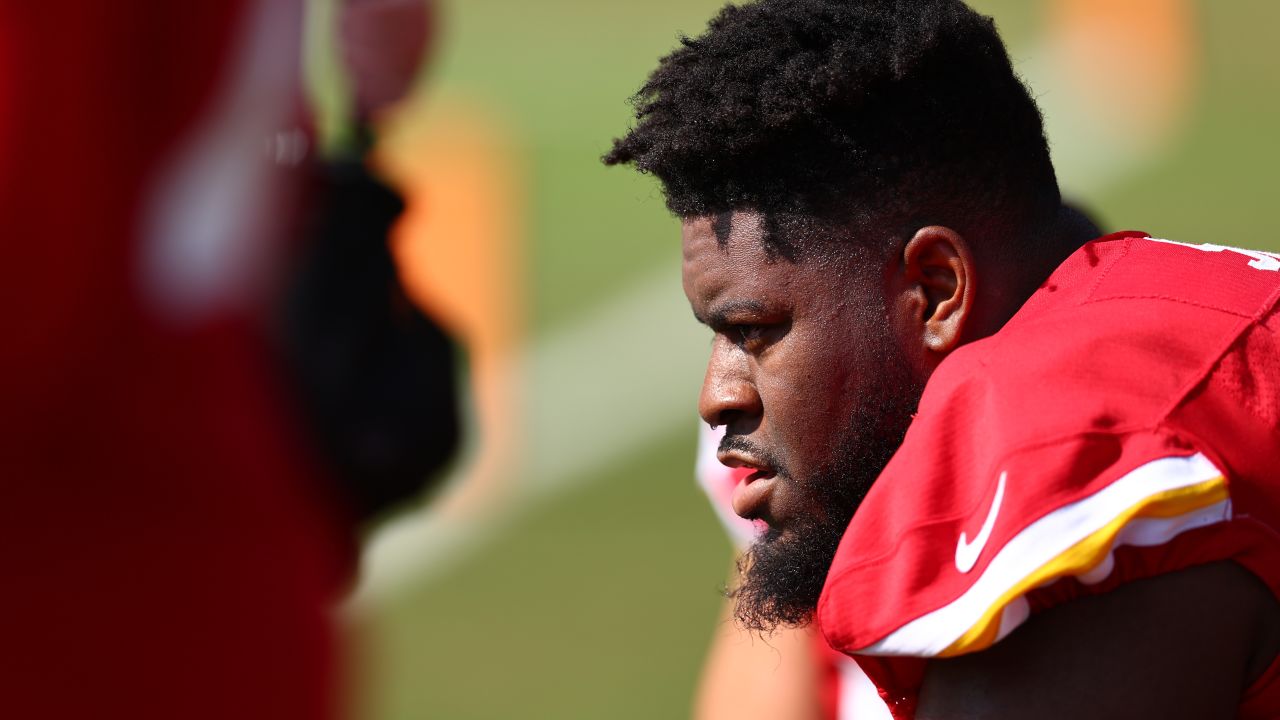 Kansas City Chiefs tight end Noah Gray catches a ball during NFL football  training camp Friday, Aug. 4, 2023, in St. Joseph, Mo. (AP Photo/Charlie  Riedel Stock Photo - Alamy