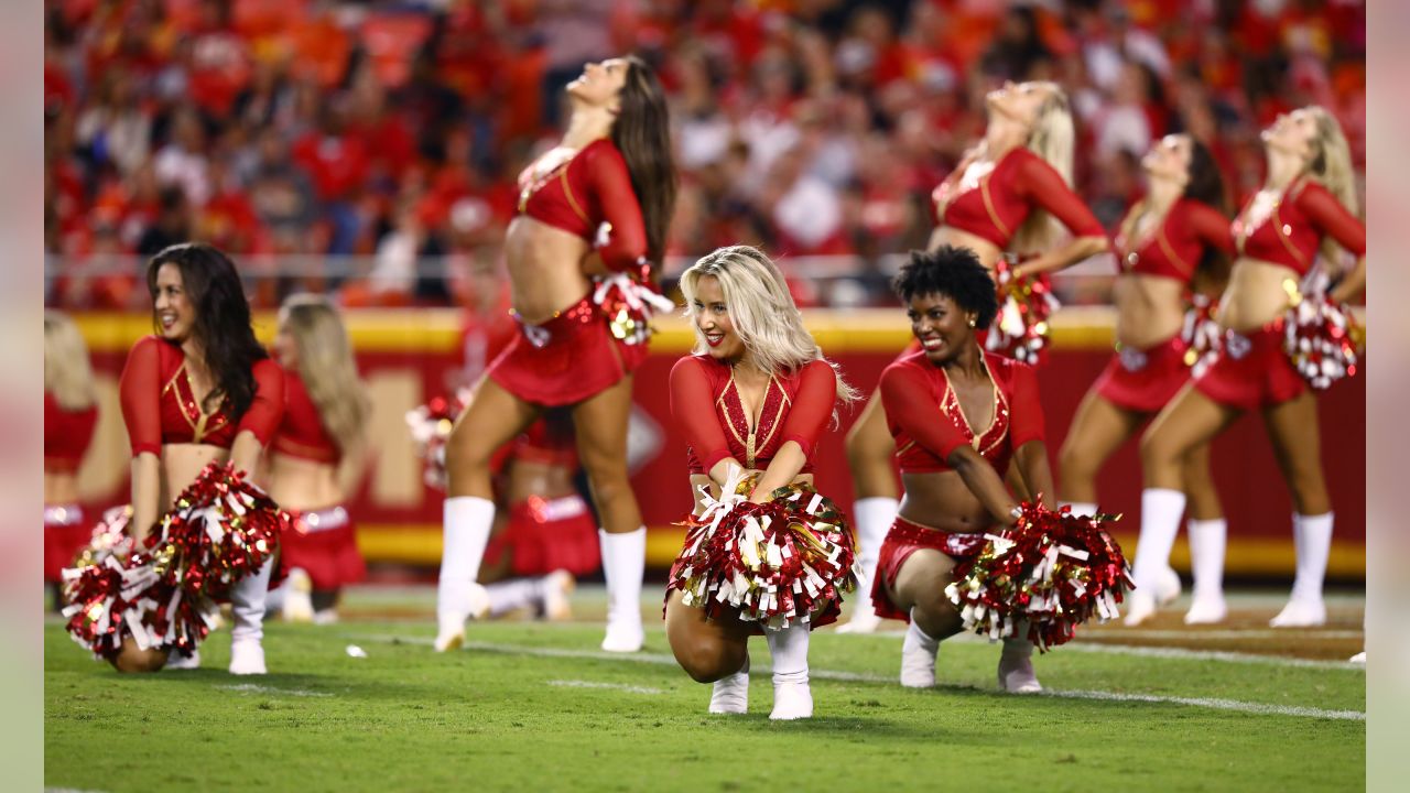 Photo Gallery: Cheerleaders Perform Vs. 49ers