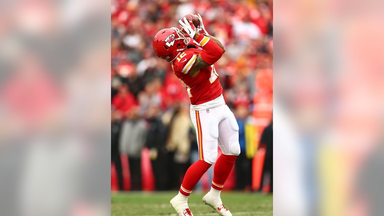 Generald Wilson sings national anthem at Kansas City Chiefs vs Cincinnati  Bengals AFC title game at Arrowhead Stadium: Watch - Opoyi