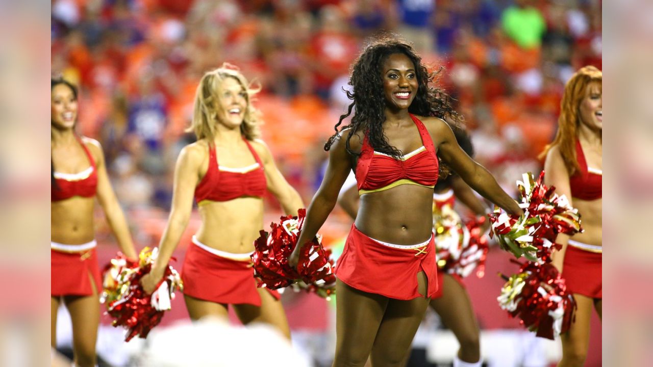 Mirabella Celebrates KC Chiefs Cheerleaders 60th Anniversary With The –  Mirabella Beauty