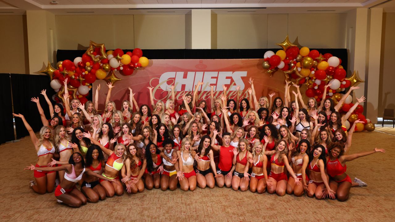 Kansas City Chiefs Cheer Outfit and Shoes for 18 Doll 