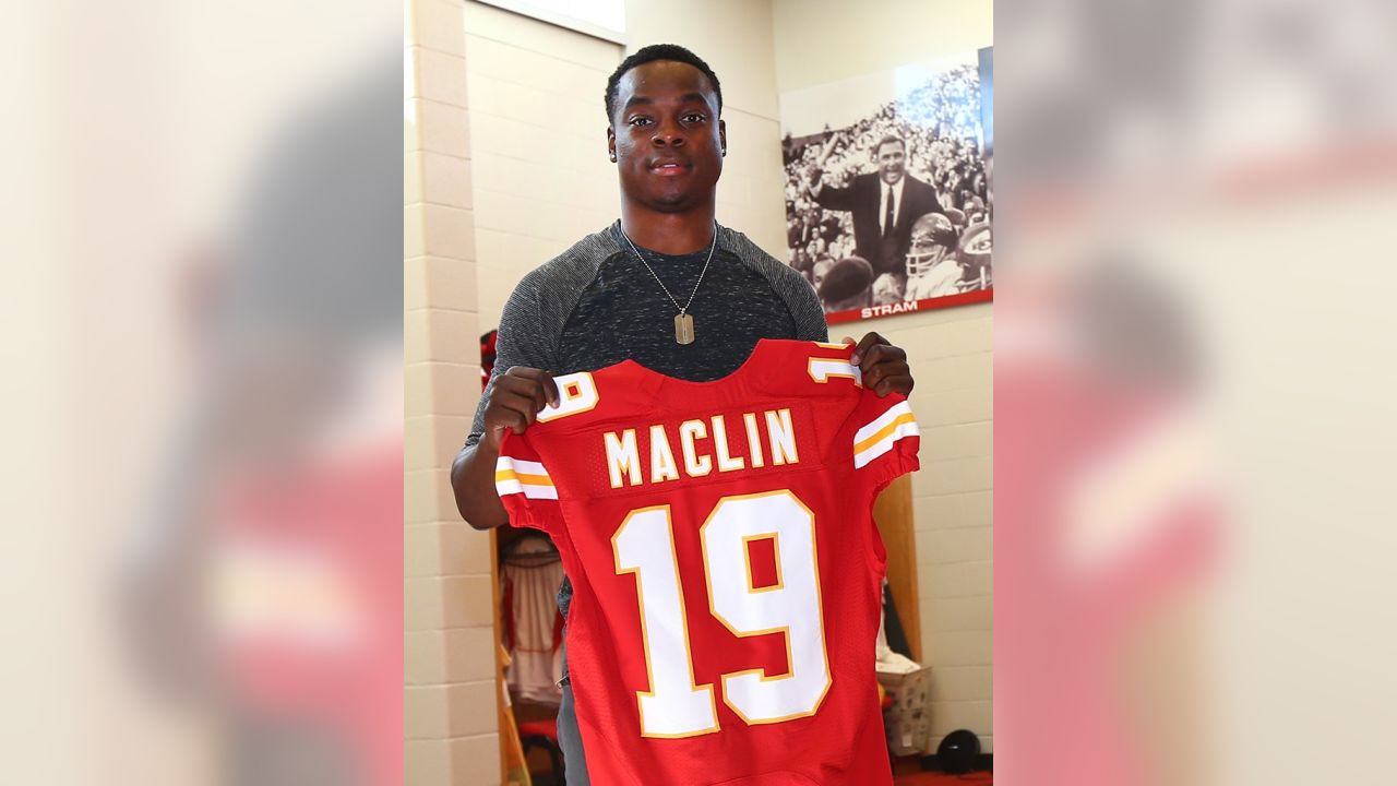 Chiefs' Jeremy Maclin: Character in locker room big part of team's success