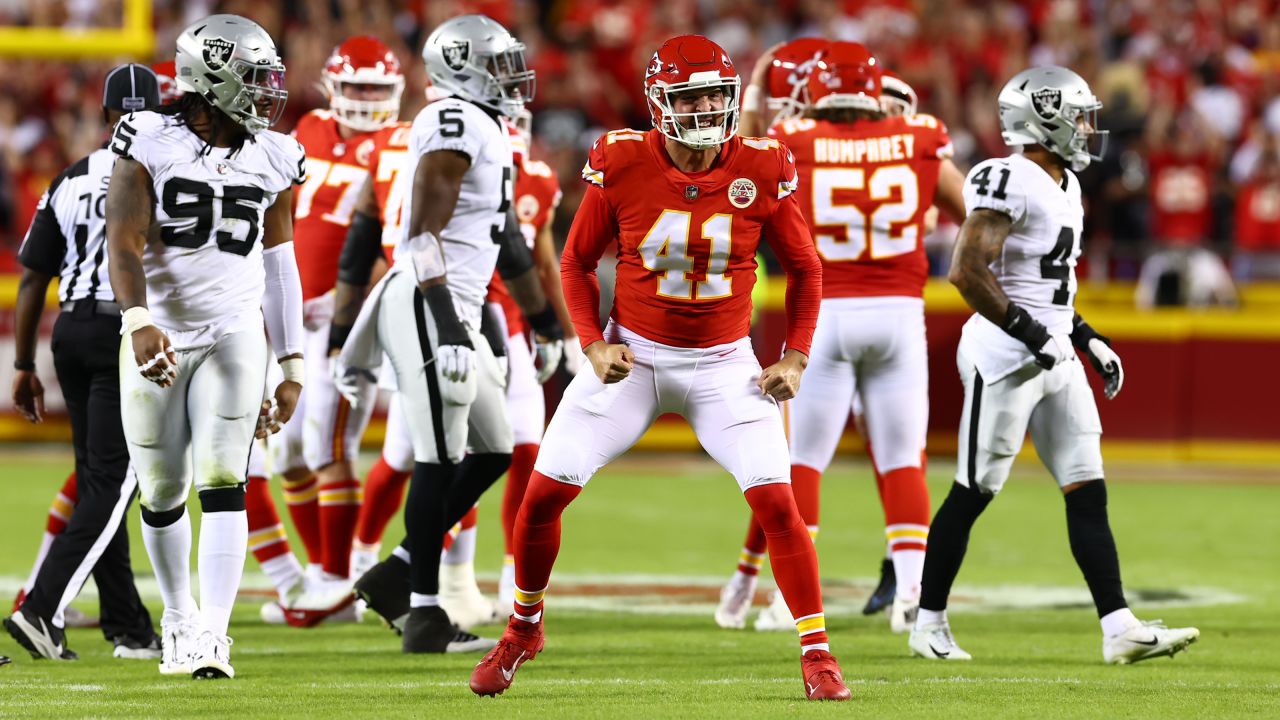 Las Vegas Raiders vs. Kansas City Chiefs. NFL Game. American Football  League match. Silhouette of professional player celebrate touch down.  Screen in Stock Photo - Alamy