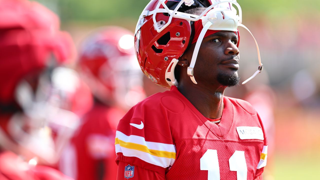 Kansas City Chiefs defensive tackle Chris Williams participates in a drill  during NFL football training camp Saturday, July 29, 2023, in St. Joseph,  Mo. (AP Photo/Charlie Riedel Stock Photo - Alamy