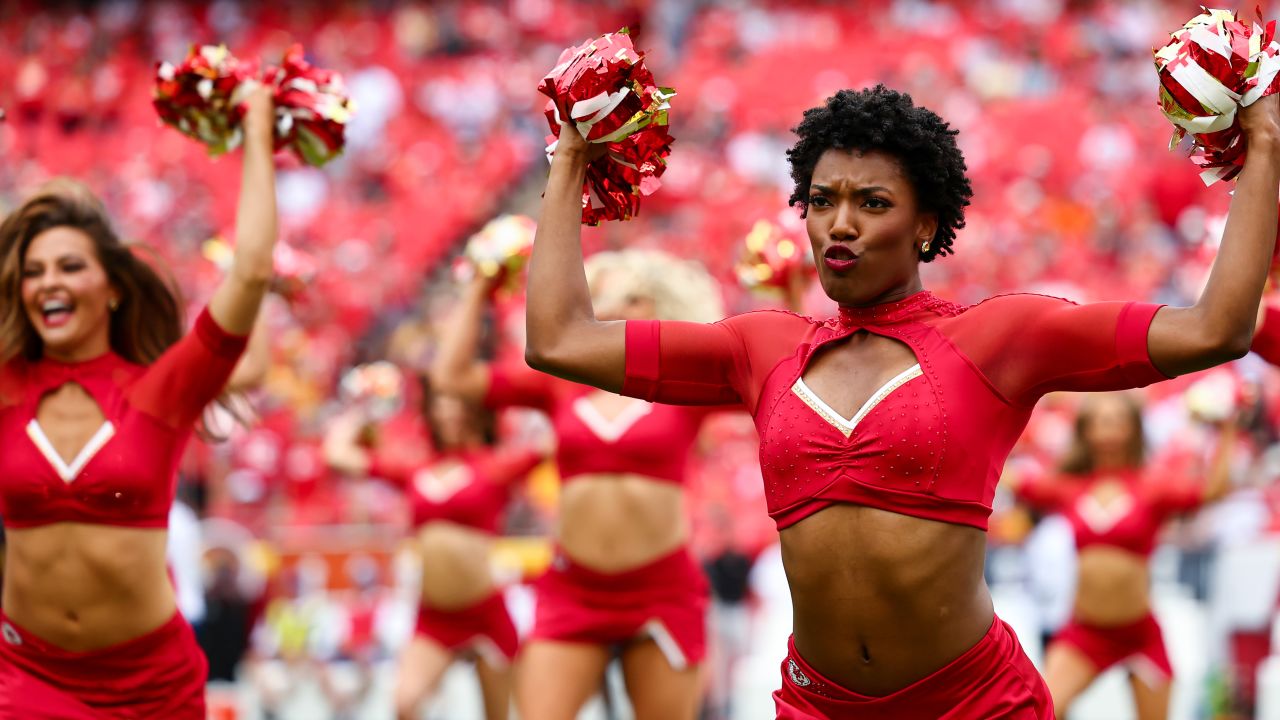 Kansas City Chiefs Cheerleaders Photos from Week 3 – Ultimate