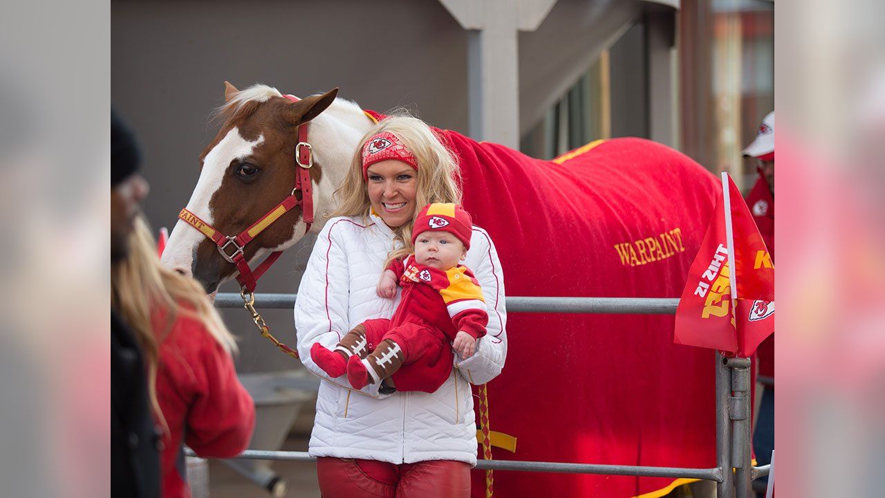 Official Chiefs Kingdom Bar Watch Party at Power & Light District