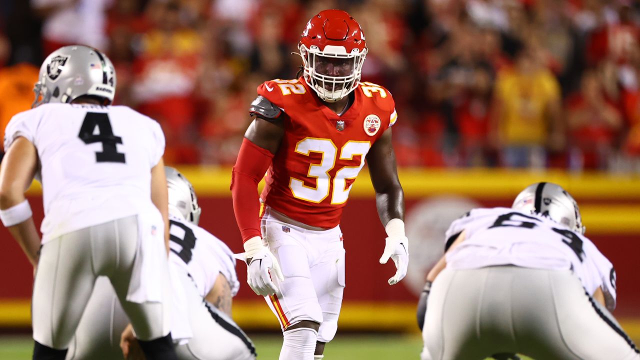 NFL 2022 Week 5: 'Monday Night Football' Las Vegas Raiders vs. Kansas City  Chiefs picks - Hogs Haven