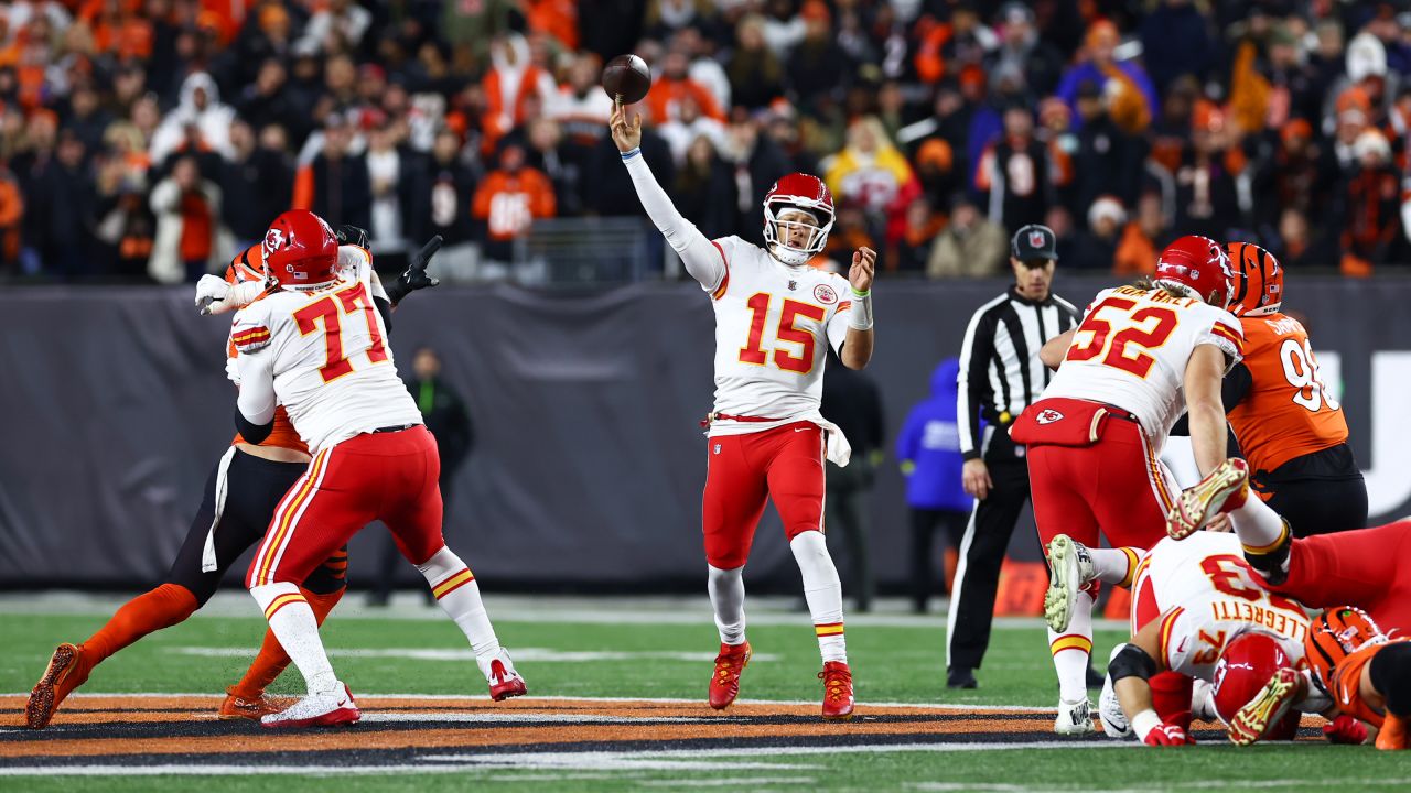 Week 13 NFL: Previewing the Kansas City Chiefs at Cincinnati Bengals  matchup - VSiN Exclusive News - News