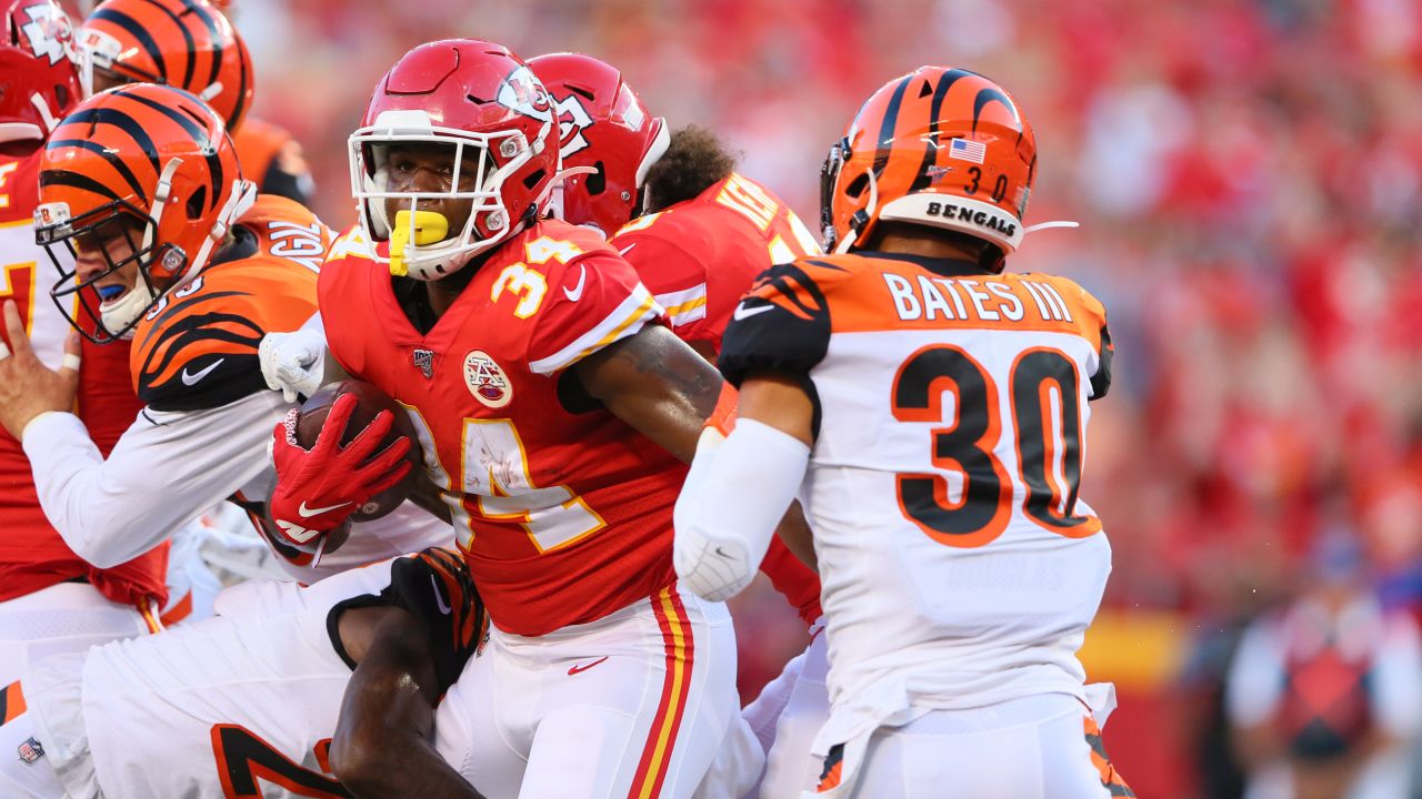 7,464 Kansas City Chiefs V Cincinnati Bengals Photos & High Res