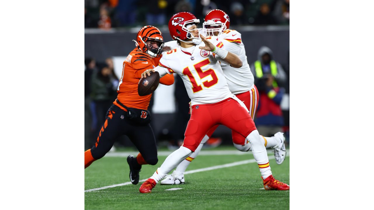 Week 13 NFL: Previewing the Kansas City Chiefs at Cincinnati Bengals  matchup - VSiN Exclusive News - News