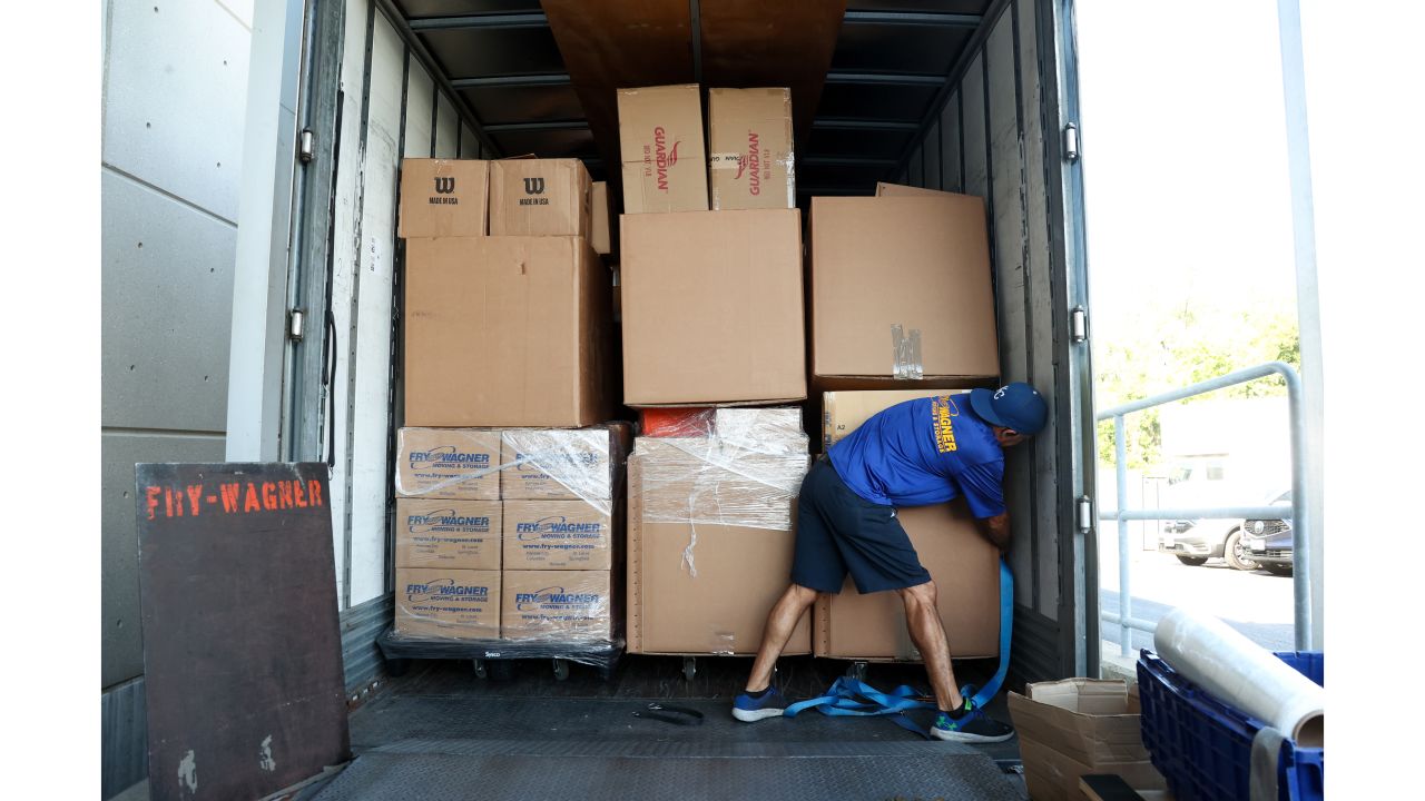 Photo gallery: Chiefs pack gear to head to training camp