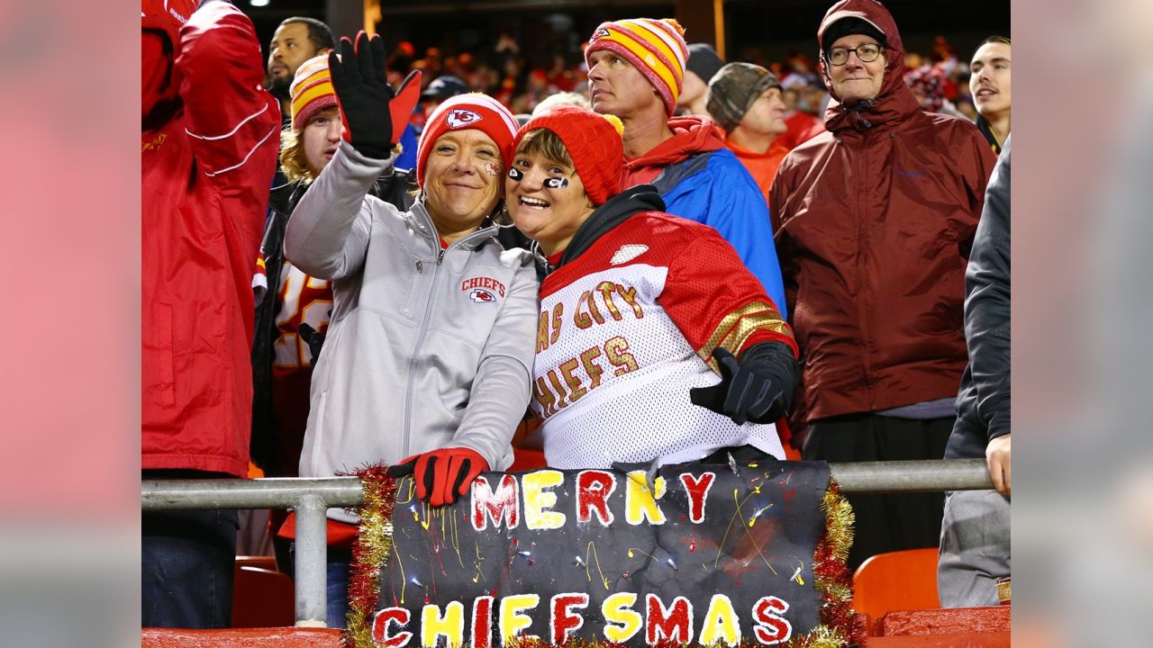 Photo Gallery: Best Of Chiefs Fans Holiday Signs