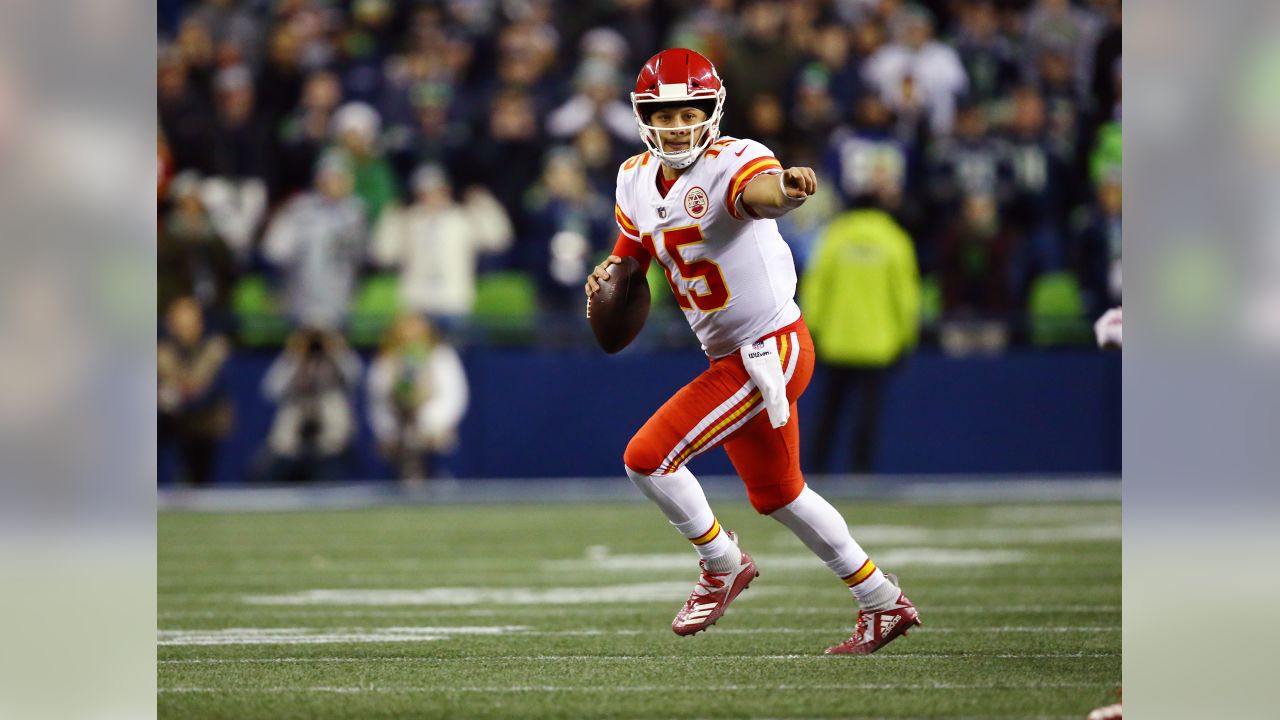 Photo Gallery: Chiefs vs. Seahawks Game Action