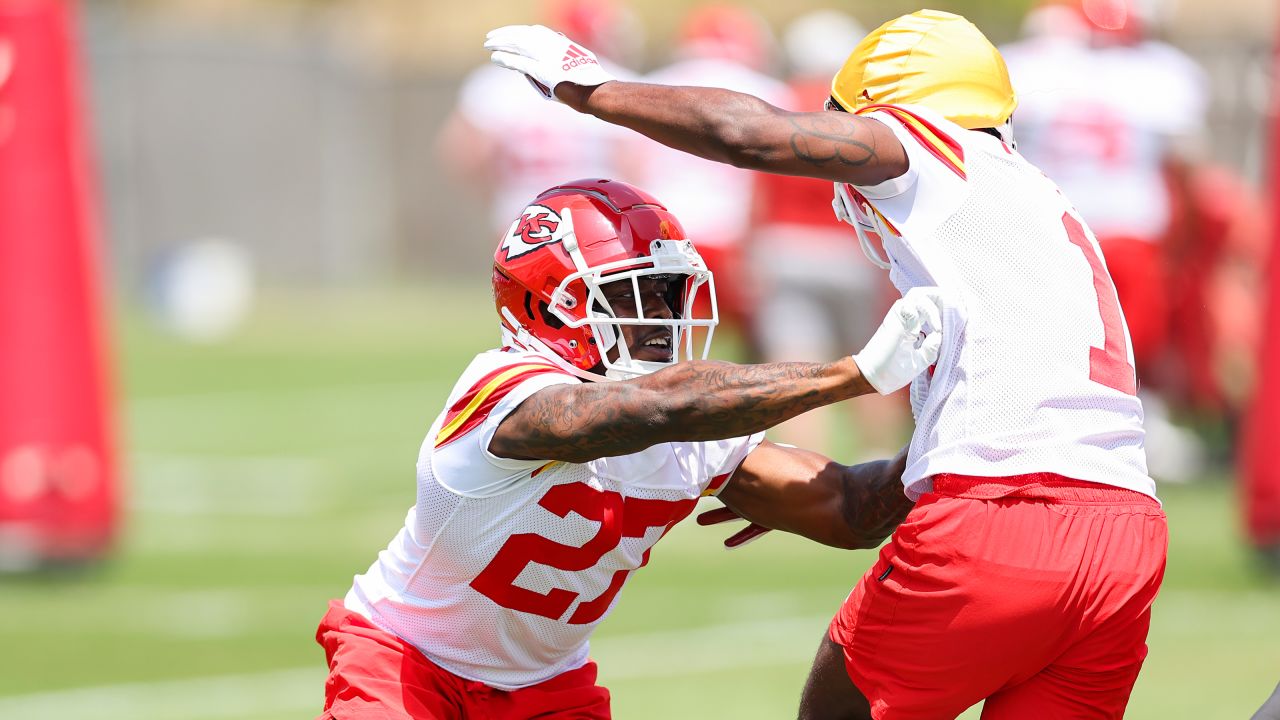 Notebook: Chiefs Open Rookie Minicamp with Draft Class Learning the Ropes -  Chiefs Digest