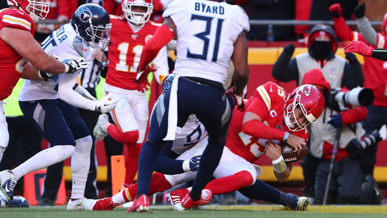 Photo Gallery: Chiefs vs. Titans AFC Championship Game Action