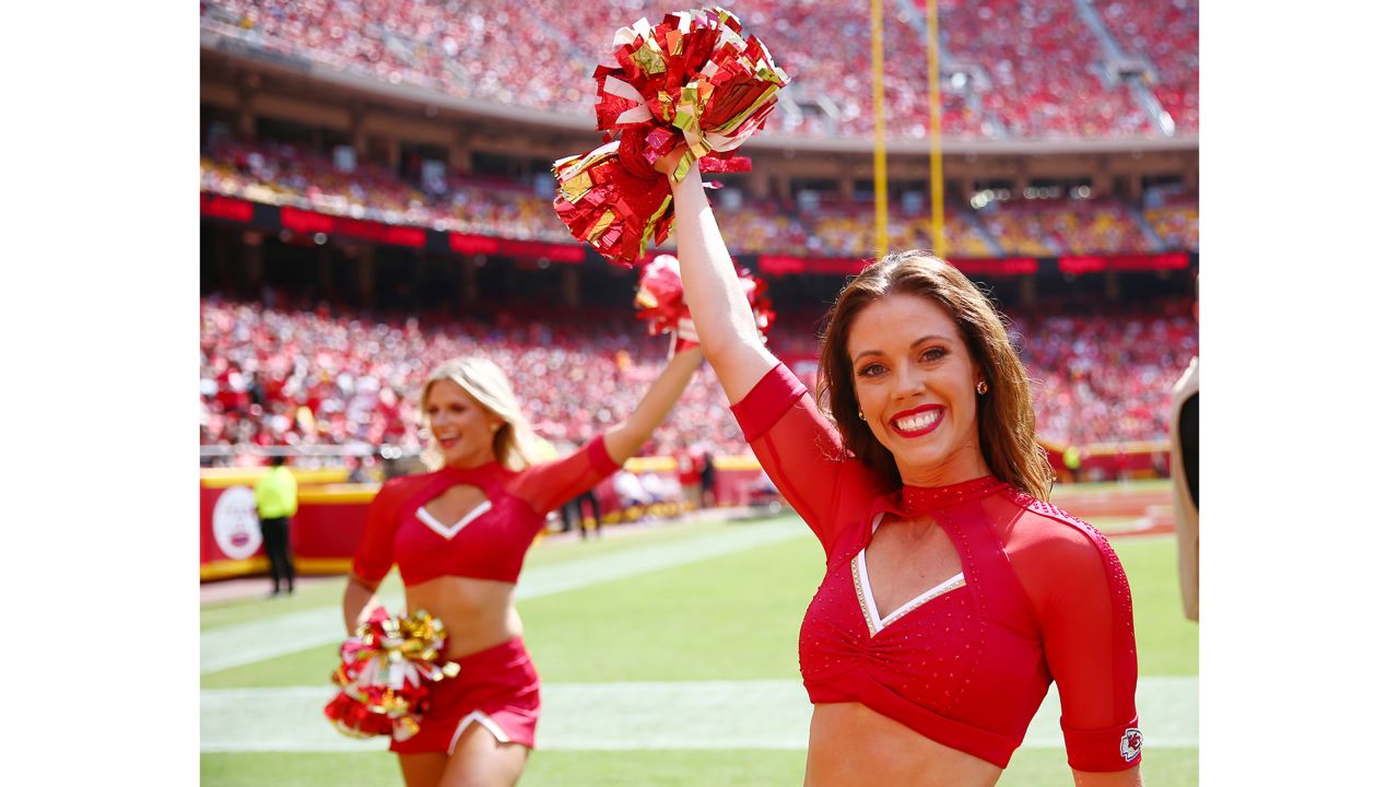 Photos: Chiefs Cheerleaders from Pre Season Week 2 vs. The