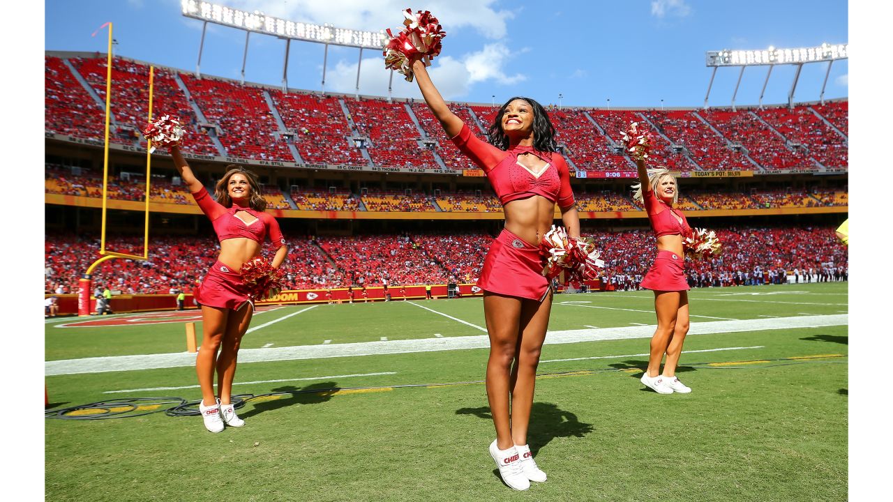 Photos: Chiefs Cheerleaders from Pre Season Week 2 vs. The