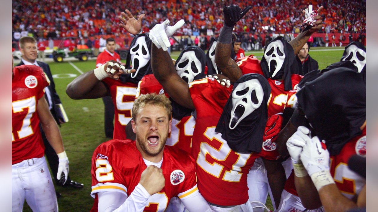 Dustin Colquitt to become Chiefs record holder for most games played