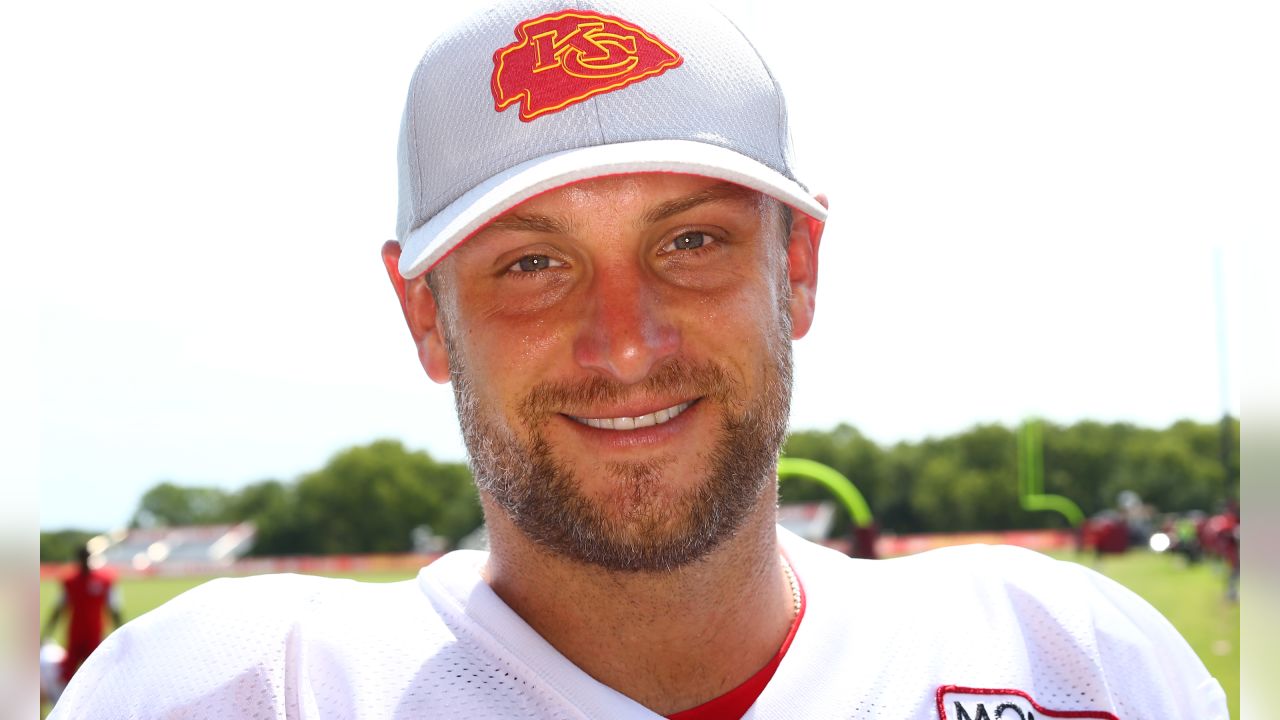 Kansas City Chiefs' Dustin Colquitt during training camp in River Falls,  Wis., Sunday, July 27, 2008. (AP Photo/Orlin Wagner Stock Photo - Alamy