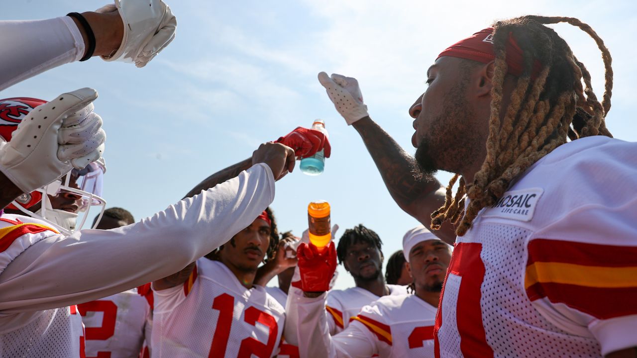 Kansas City Chiefs defensive tackle Chris Williams participates in a drill  during NFL football training camp Saturday, July 29, 2023, in St. Joseph,  Mo. (AP Photo/Charlie Riedel Stock Photo - Alamy