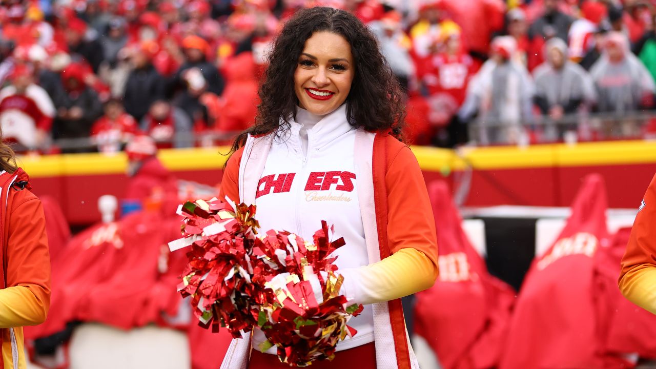 Photos: Chiefs Cheer and Entertainment from Divisional Round vs.  Jacksonville Jaguars