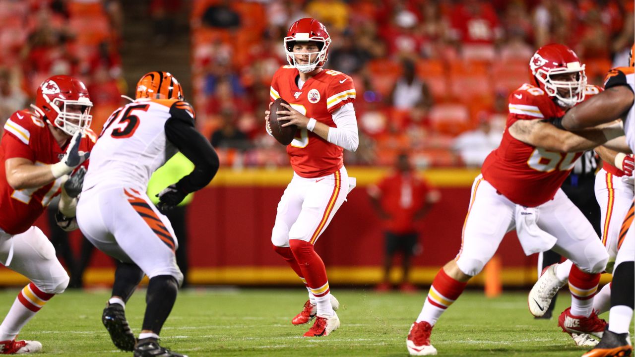 Photo Gallery: Chiefs vs. Bengals Game Action