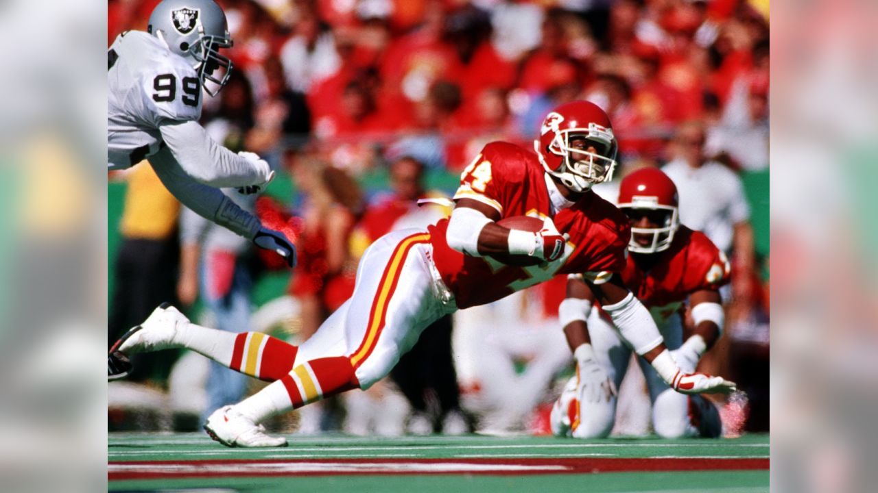 14,949 Raiders Vs Chiefs Photos & High Res Pictures - Getty Images