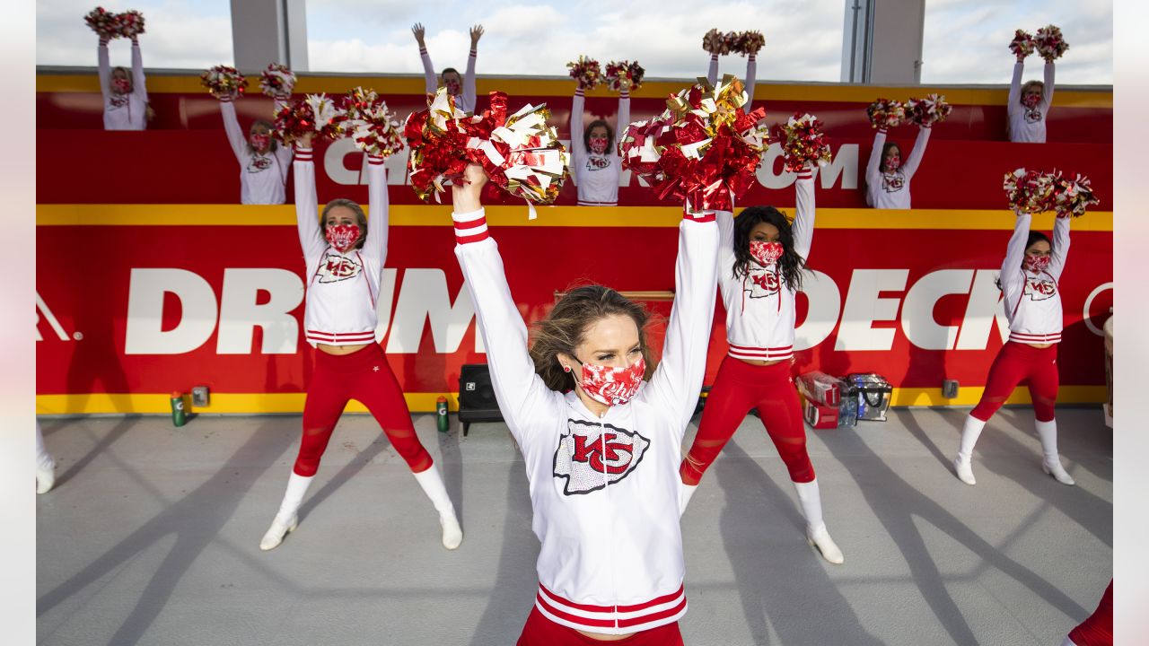 Photos: Chiefs Cheerleaders from Week 9 vs. Carolina Panthers