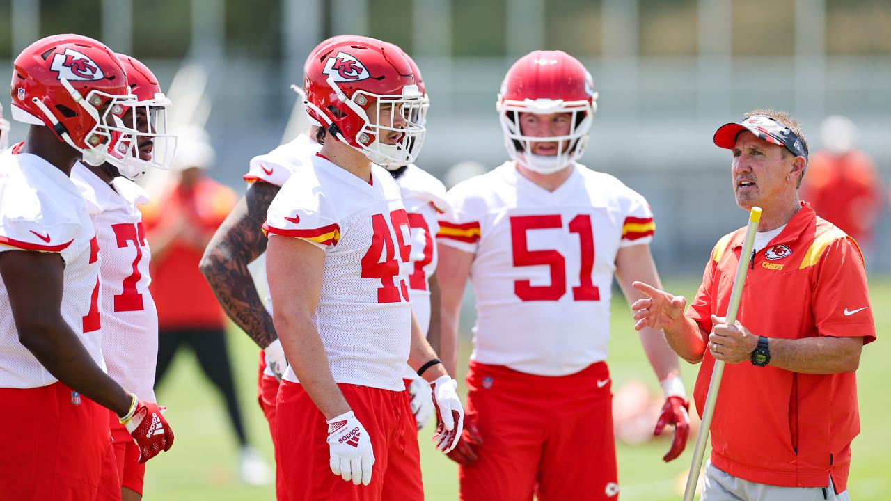 Notebook: Chiefs Open Rookie Minicamp with Draft Class Learning the Ropes -  Chiefs Digest