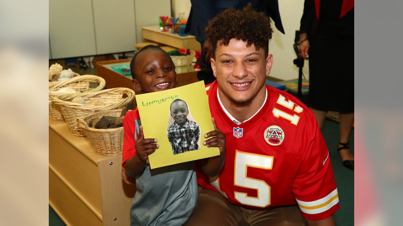 Patrick Mahomes Visits A Handful Of Kids And Insists Their Dreams Are Within Reach
