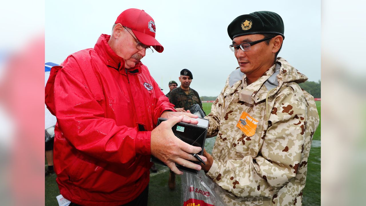 DVIDS - Images - Kansas City Chiefs host military appreciation day