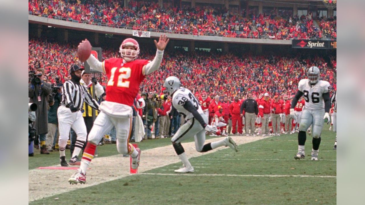 Freddy's Flashback: History of the Chiefs vs. Raiders 