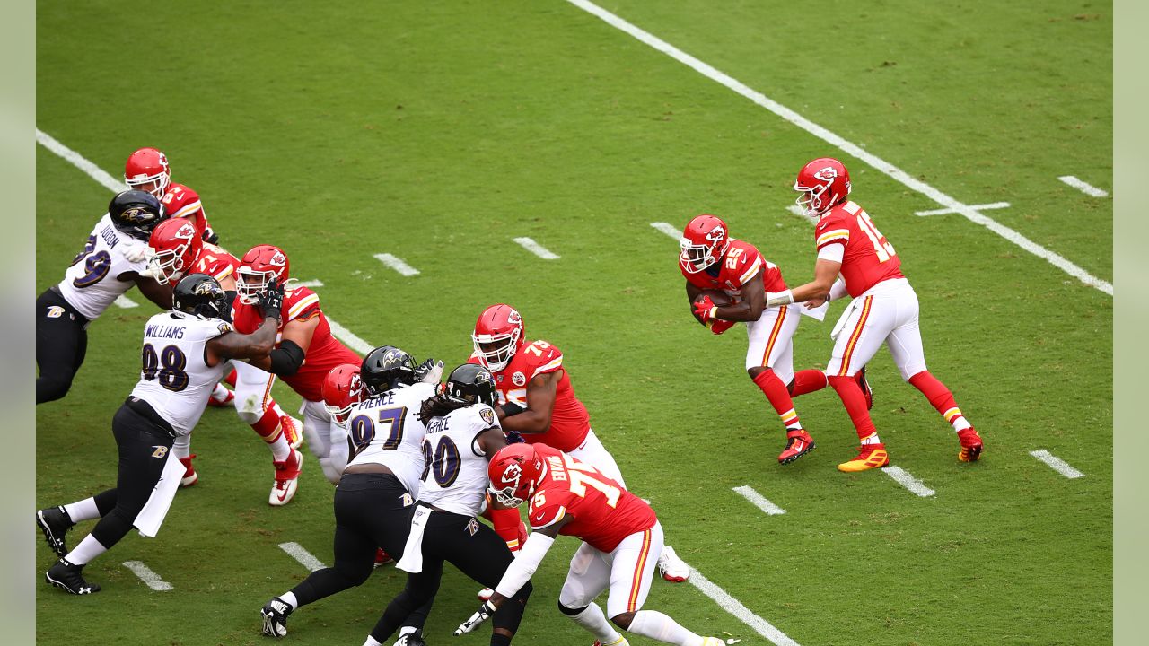 Photo Gallery: Chiefs vs. Ravens Game Action