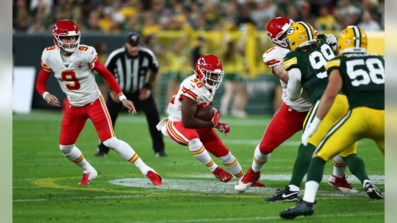 Photo Gallery: Chiefs vs. Packers Game Action