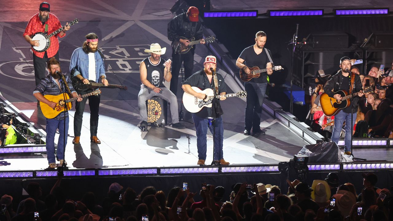 Photos: Luke Combs at GEHA Field at Arrowhead Stadium