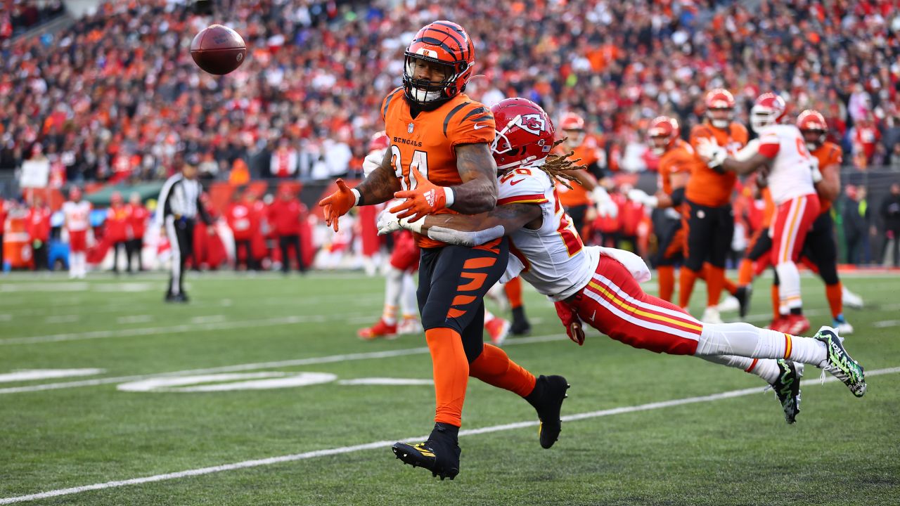 Photos: Top Shots From Week 13 vs. Cincinnati Bengals