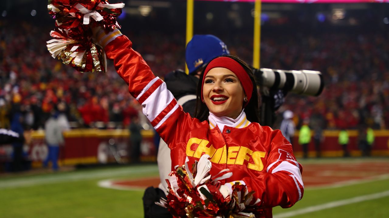 Photos: Chiefs Cheerleaders from Wild Card Round vs. Pittsburgh