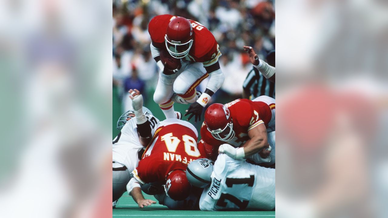 Photo Gallery: Chiefs vs. Raiders 80s