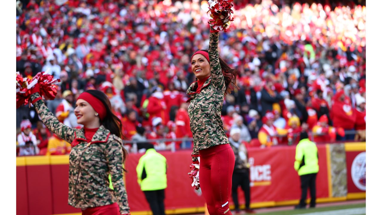 Photos: Chiefs Cheer and Entertainment from Week 10 vs. Jacksonville Jaguars