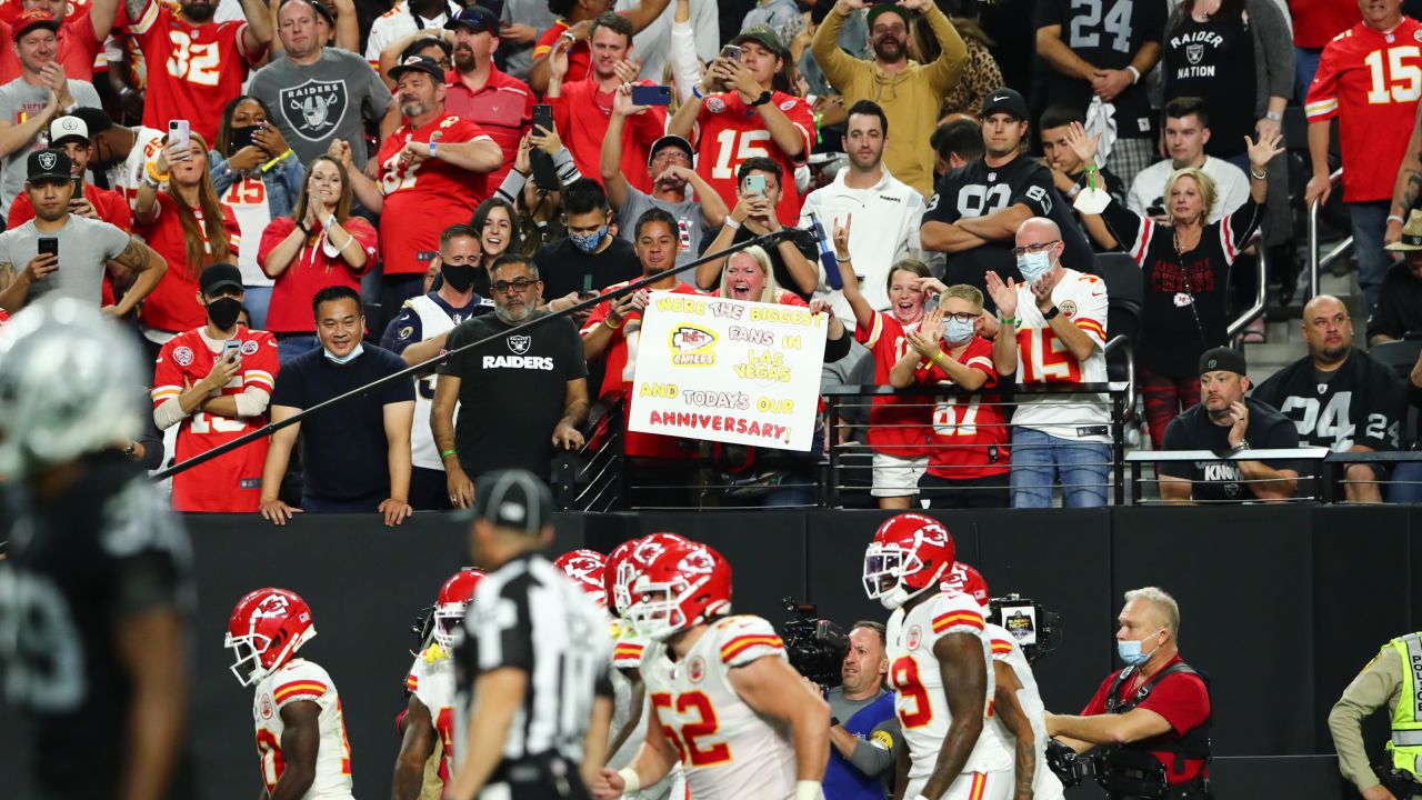 Raiders fans welcome Chiefs Kingdom to Las Vegas — PHOTOS