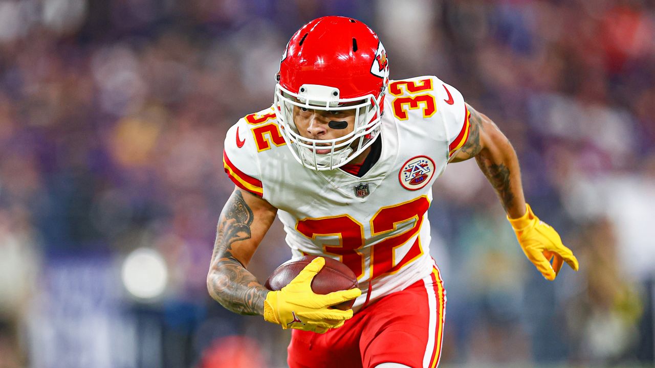 Kansas City, Missouri, USA. 10th August, 2019. Kansas City Chiefs free  safety Tyrann Mathieu (32) warming up in pre-game during the NFL Football  Game between the Cincinnati Bengals and the Kansas City